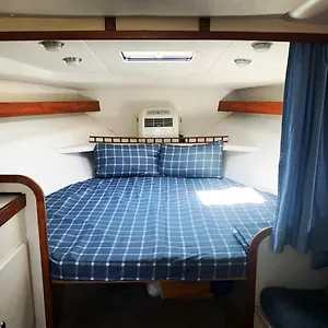 https://cozy-private-two-rooms-yacht-in-barcelona-port-forum.topbarcelonahotels.com